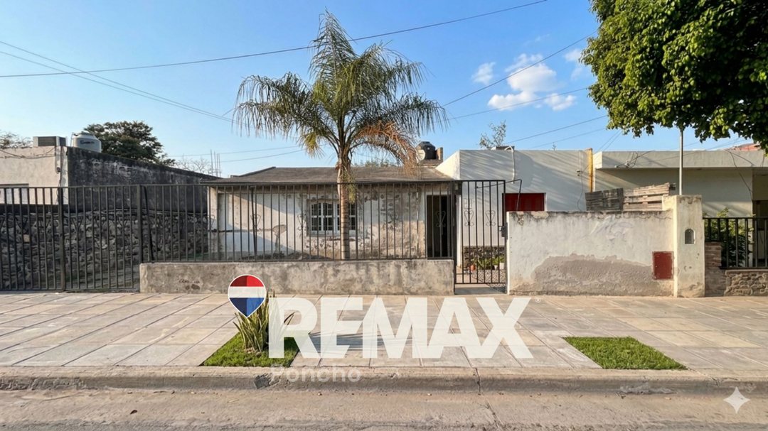 SE VENDE CASA 6 AMBIENTES, 4 HABITACIONES.