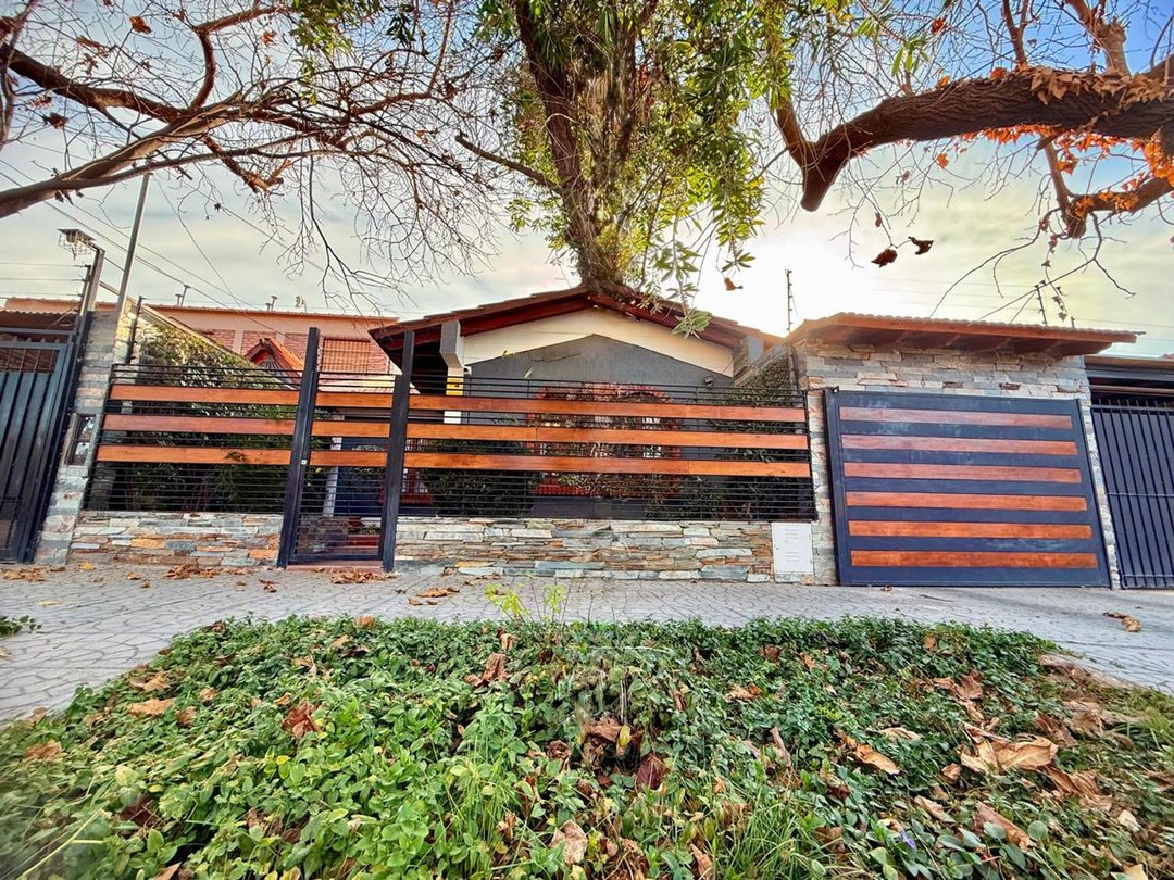 VENTA CASA BARRIO SOBERANIA NACIONAL