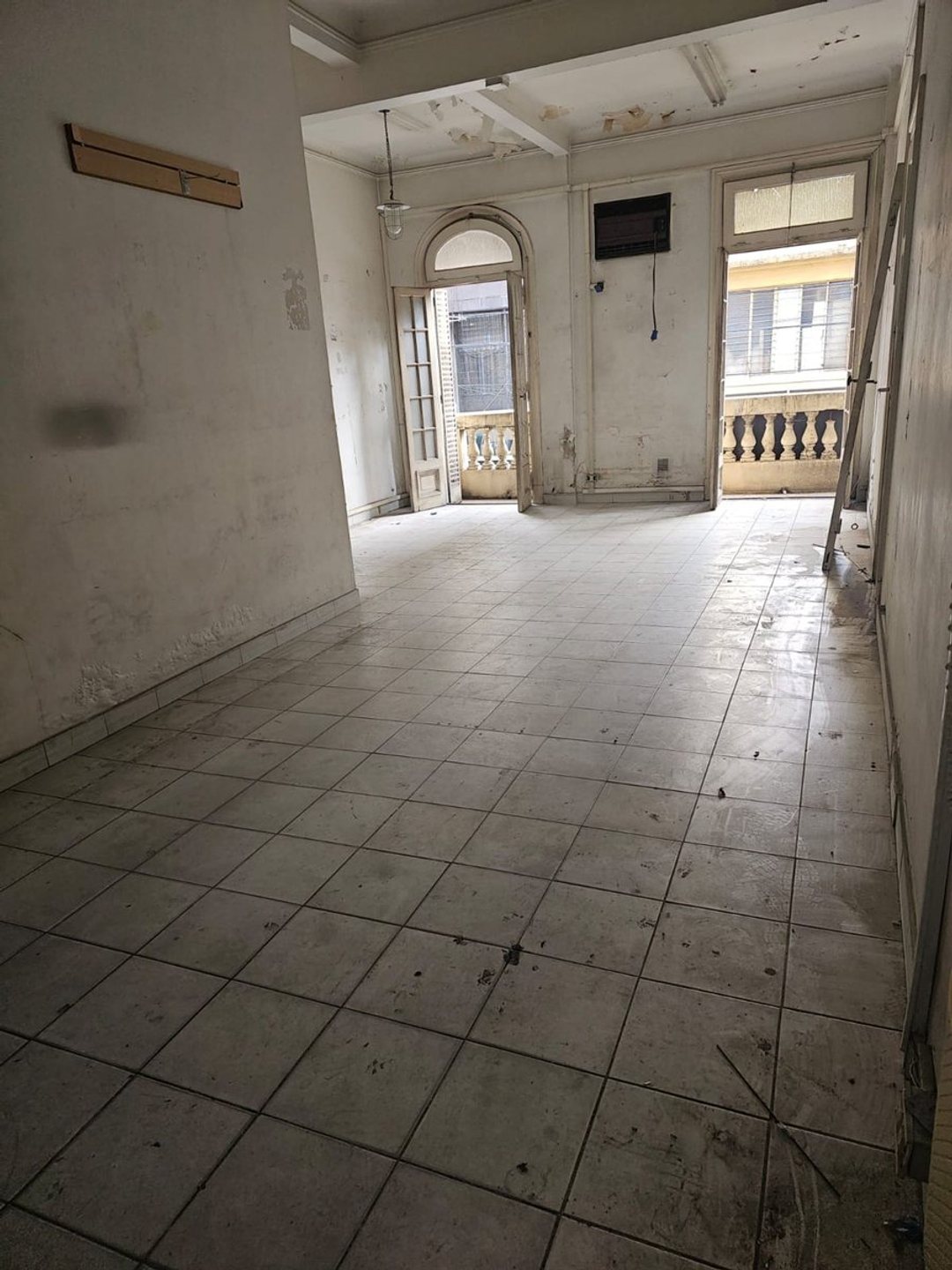 VENTA 3 AMB FTE BALC PATIO 97MTS A REFACC- ONCE