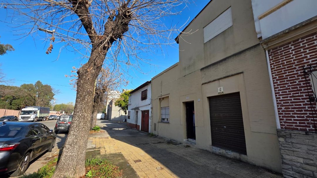 Venta de Galpón  220 mts en Flores