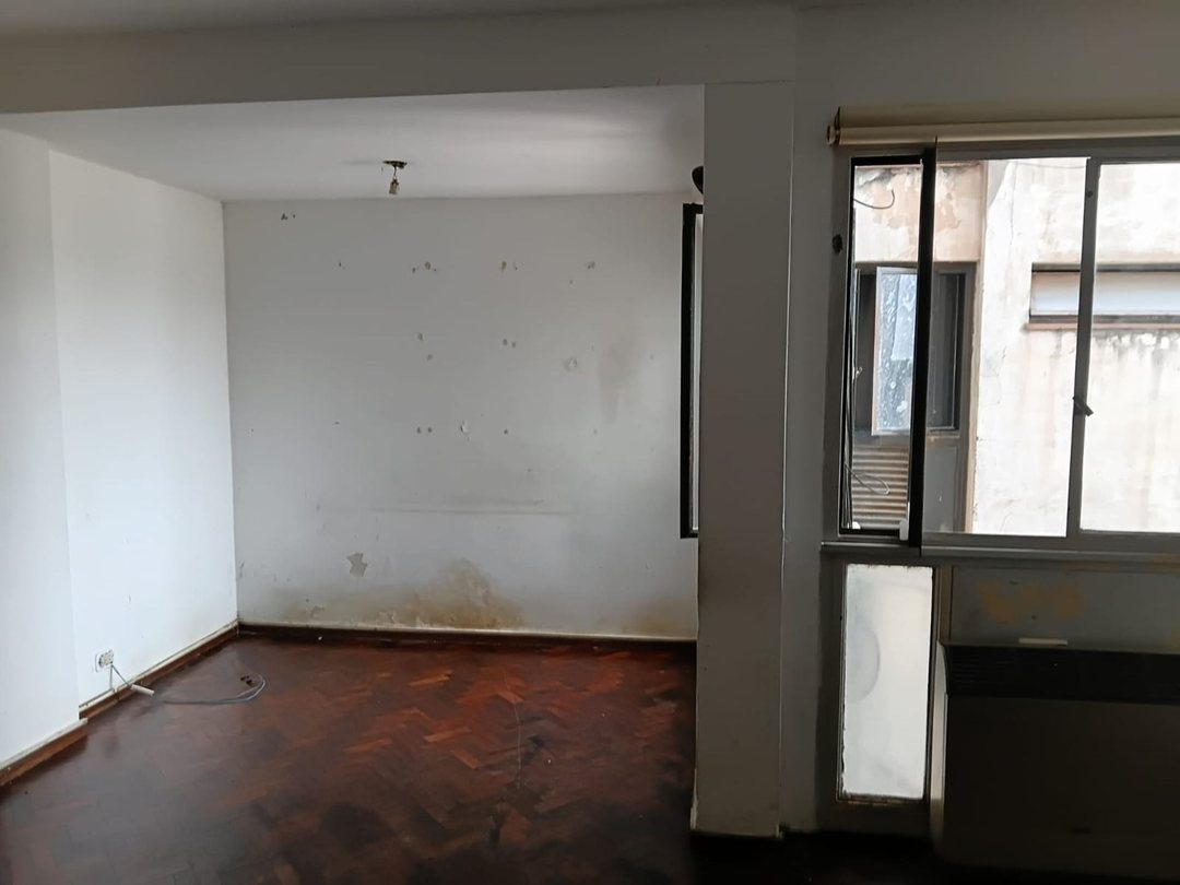 VENTA DEPARTAMENTO DOS DORMITORIOS A REFACCIONAR
