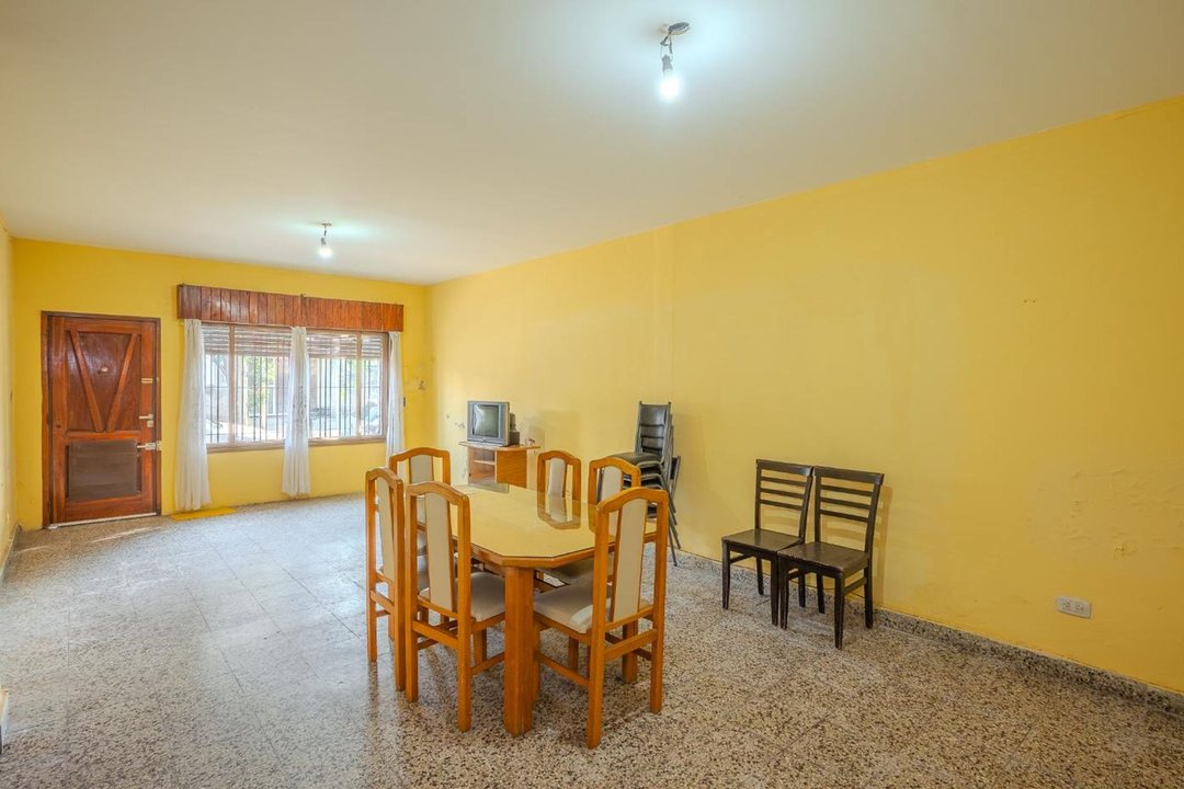 Venta PH 3 amb - I. Casanova - patio - galpón