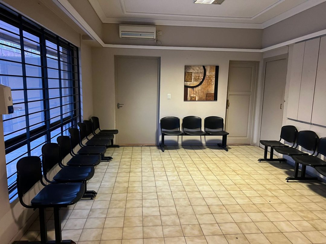 Venta oficina ciudad godoy cruz impecable