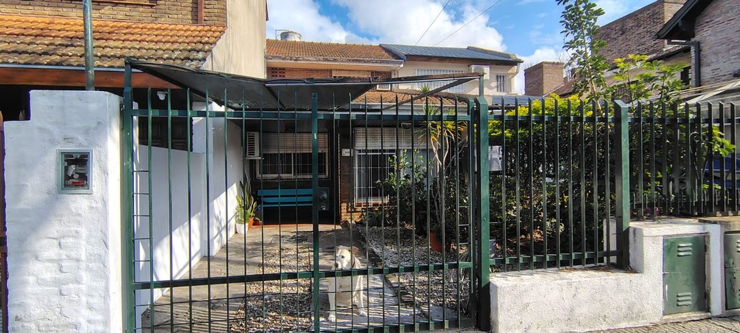 VENTA PH INDEP 4 AMB JARDÍN Y COCHERA MARTINEZ
