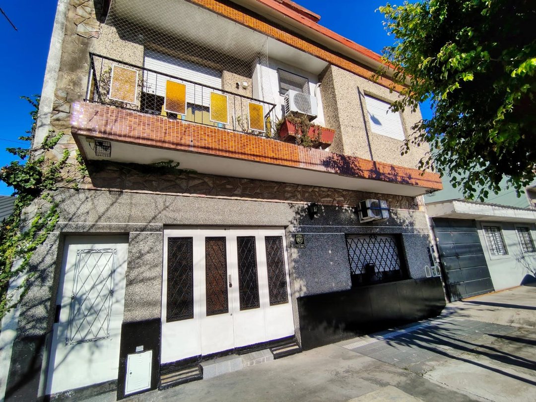 VENTA PH 4 AMB INDEP. APTO CRÉDITO. LANÚS OESTE