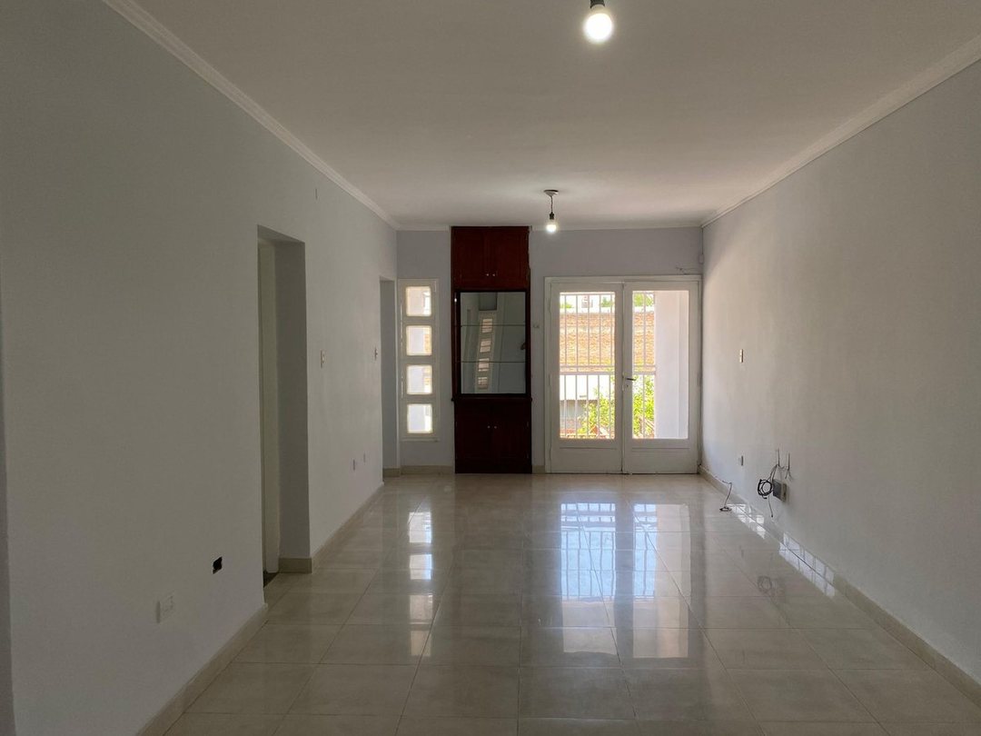 VENTA DEPTO 2 DORM CON COCHERA -ESCRITURAS