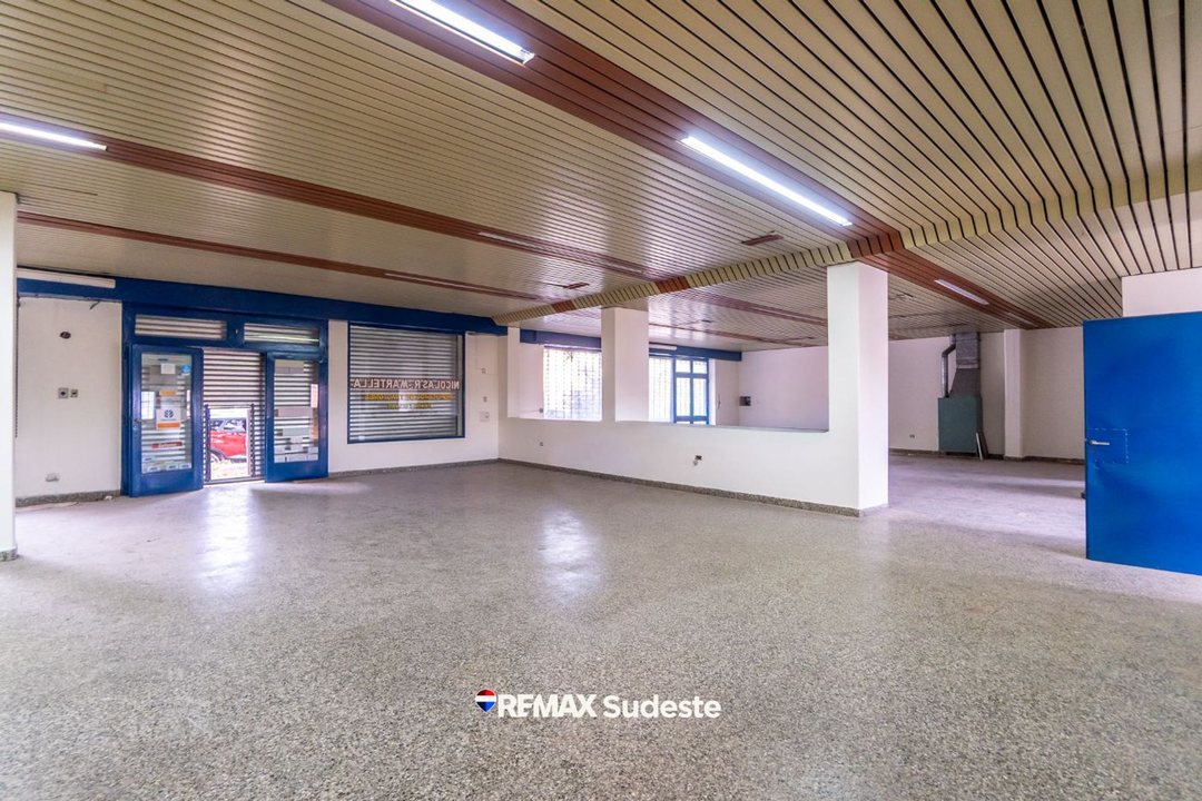 ALQUILER LOCAL ZONA COMERCIAL E INDUST AV COLON
