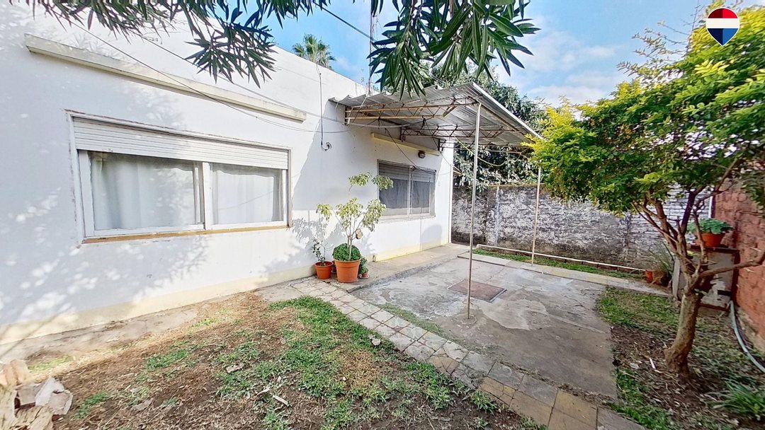 PH  3 AMBIENTES EN VENTA PATIO Y JARDÍN BERNAL