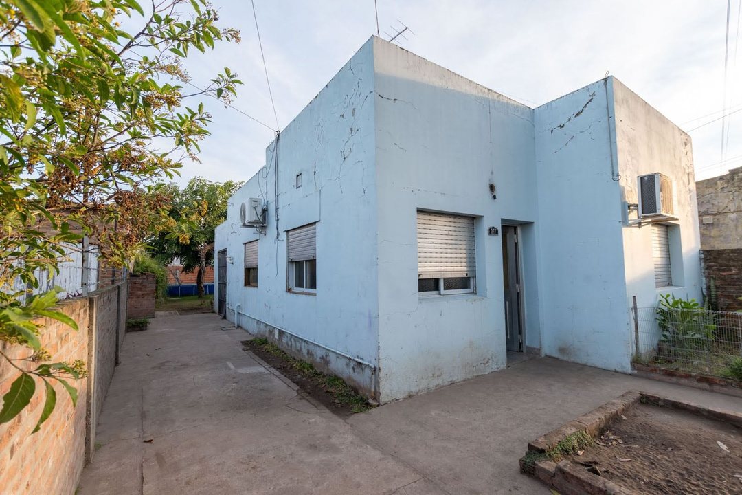 CASA EN VENTA EN RECREO SUR - SANTA FE