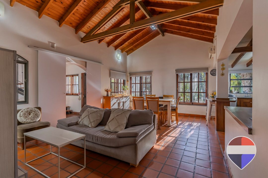 CASA EN VENTA EN CITY BELL