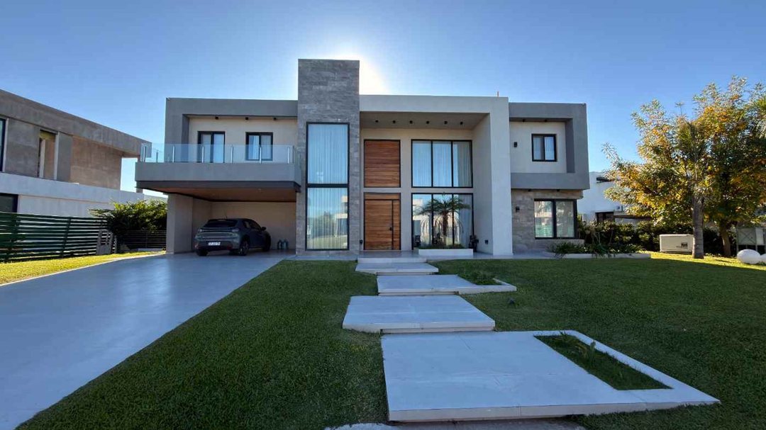 Casa en Venta Terralagos Canning | A la Laguna