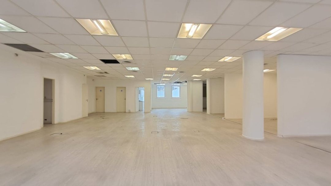ALQUILER OFICINA MICROCENTRO 200 METROS