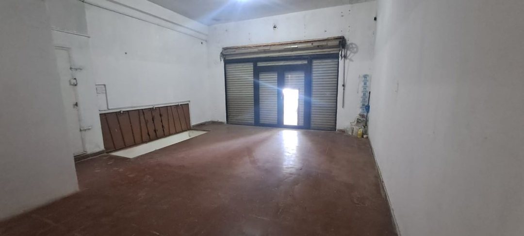 VENTA Local a la calle c/ sótano Villa Santa Rita