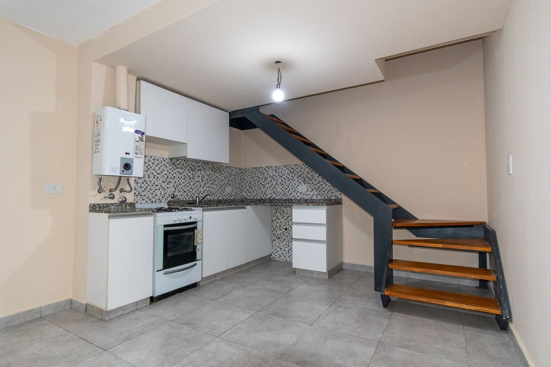 DEPARTAMENTO DUPLEX EN VENTA UN DORMITORIO