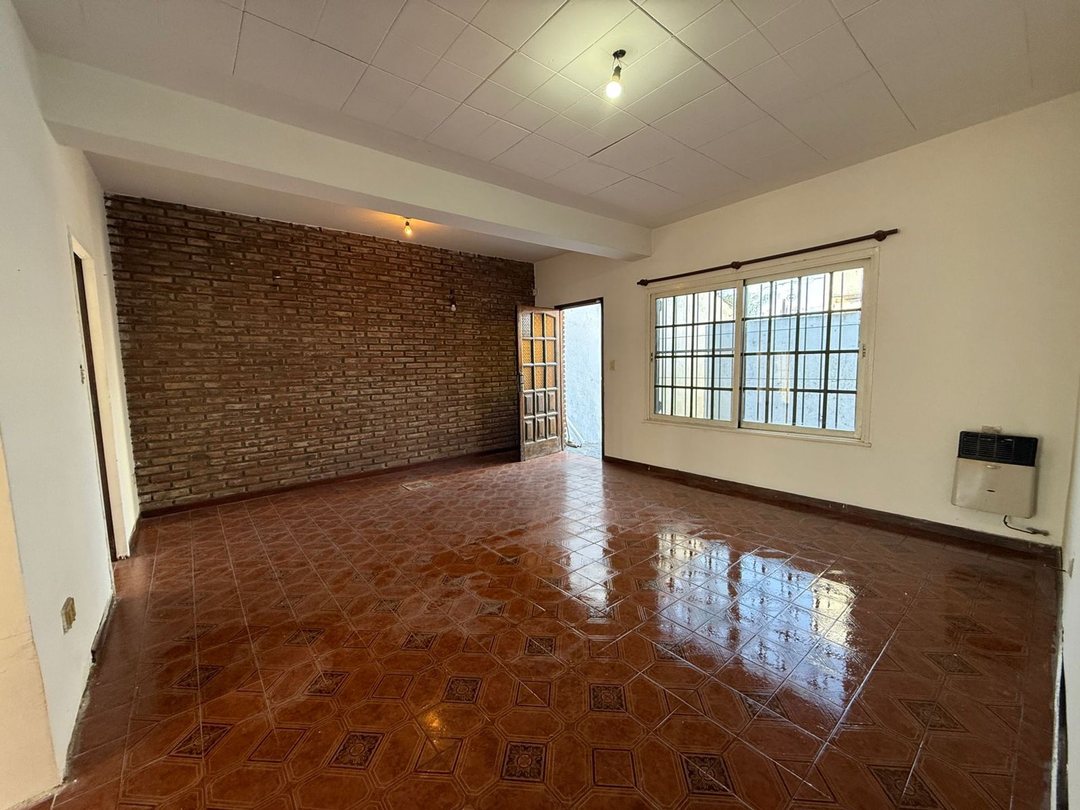 VENTA PH 4 AMBIENTES EN HURLINGHAM