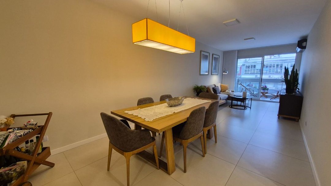DEPARTAMENTO 4 AMBIENTES VENTA URQUIZA COCHERA
