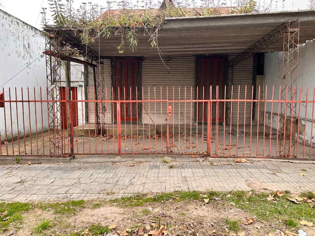 CASA EN VENTA LA PLATA A RECICLAR