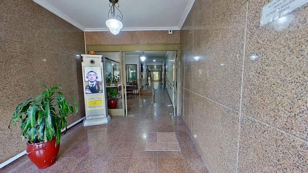 Venta de 2 ambientes , Av La Plata Y Av Rivadavia