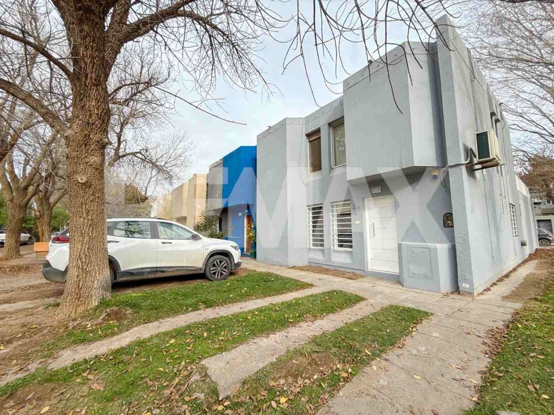 VENTA DUPLEX  3 DORMITORIOS - CIPOLLETTI