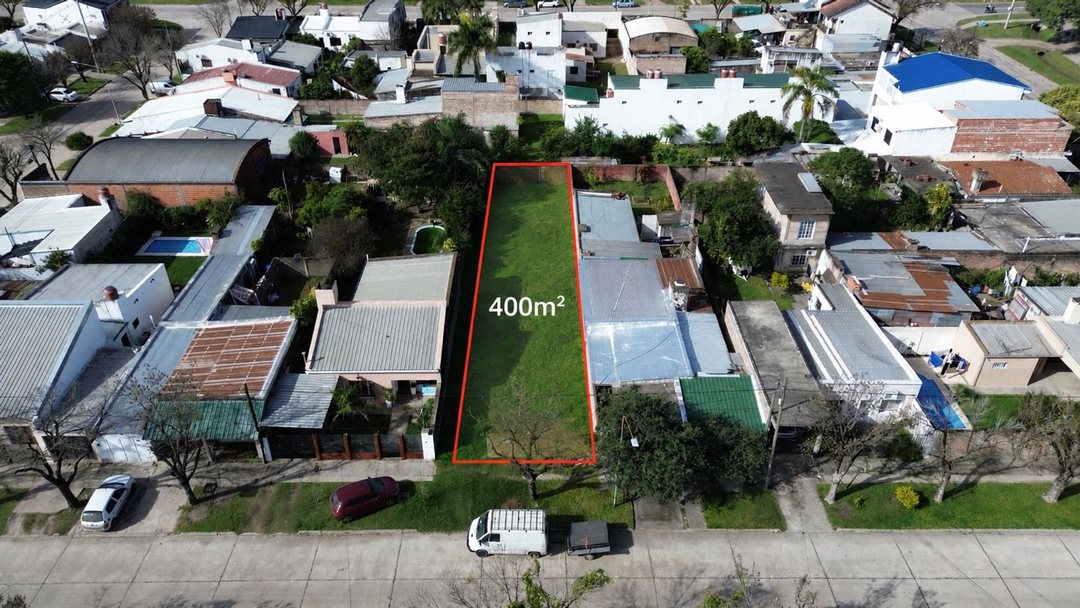 Se vende terreno en B° Padre Celso Avellaneda