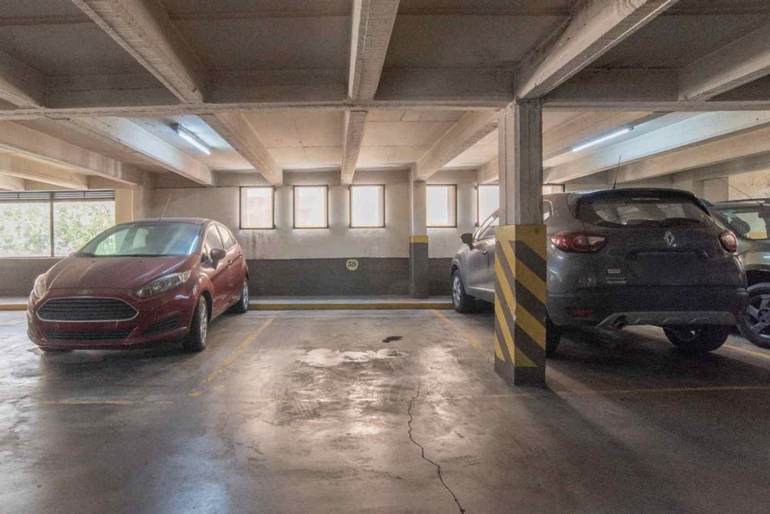 Venta Cocheras en Barrio Norte Lote de 4 Unidades