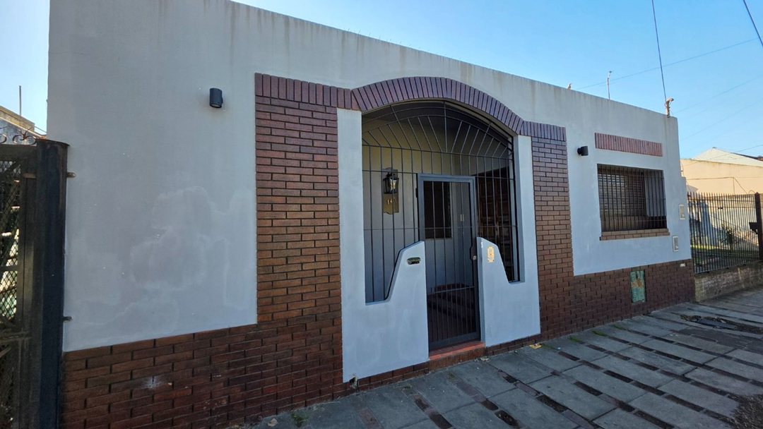 MORENO CENTRO VENTA PH 4 AMBIENTES CON JARDIN