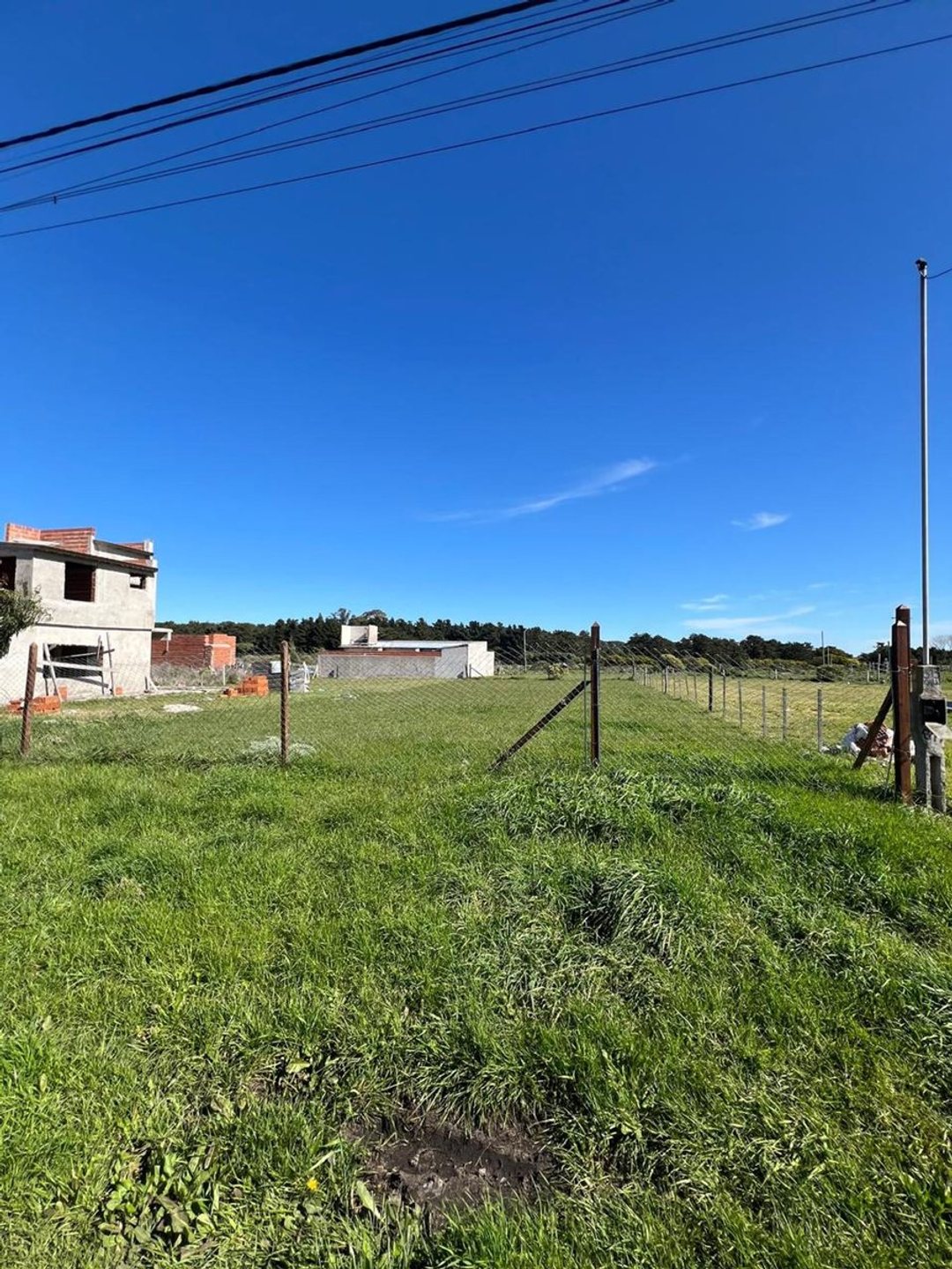 VENTA LOTE ACANTILADOS 15 X 40 Calle 513 y 14