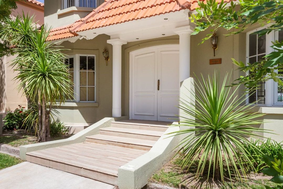 Venta casa impecable Estado Palmares  1era Etapa