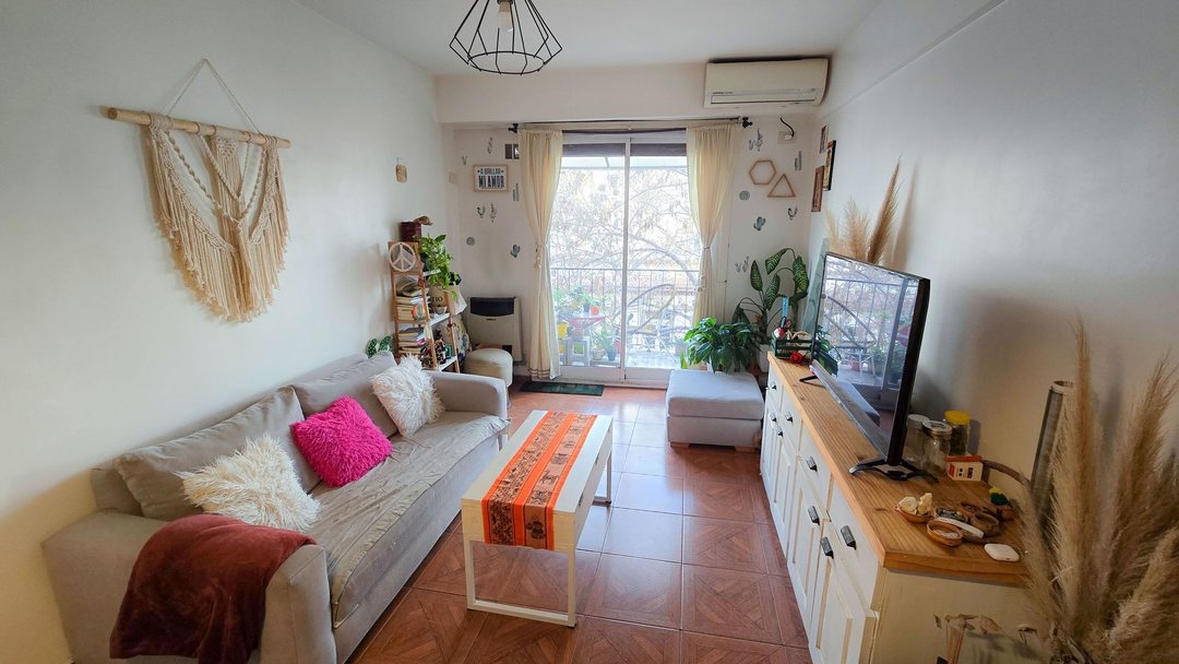 Venta depto 2 ambientes Balvanera balcón al frente