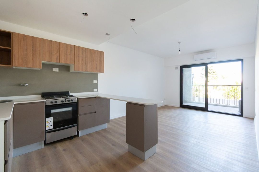 EXCELENTE DTO 2 AMB. VENTA ZONA PLAZA MISERICORDIA