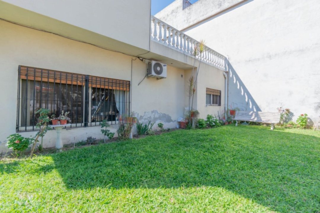 VENTA CASA 4 AMB C/JARDIN + PH 2 AMB VILLA BOSCH