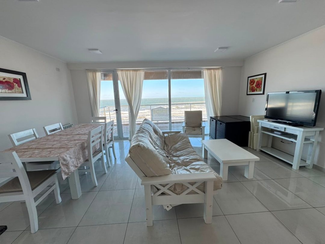 VENTA SEMIPISO FRENTE AL MAR C/COCHERA Y FINANCIAC