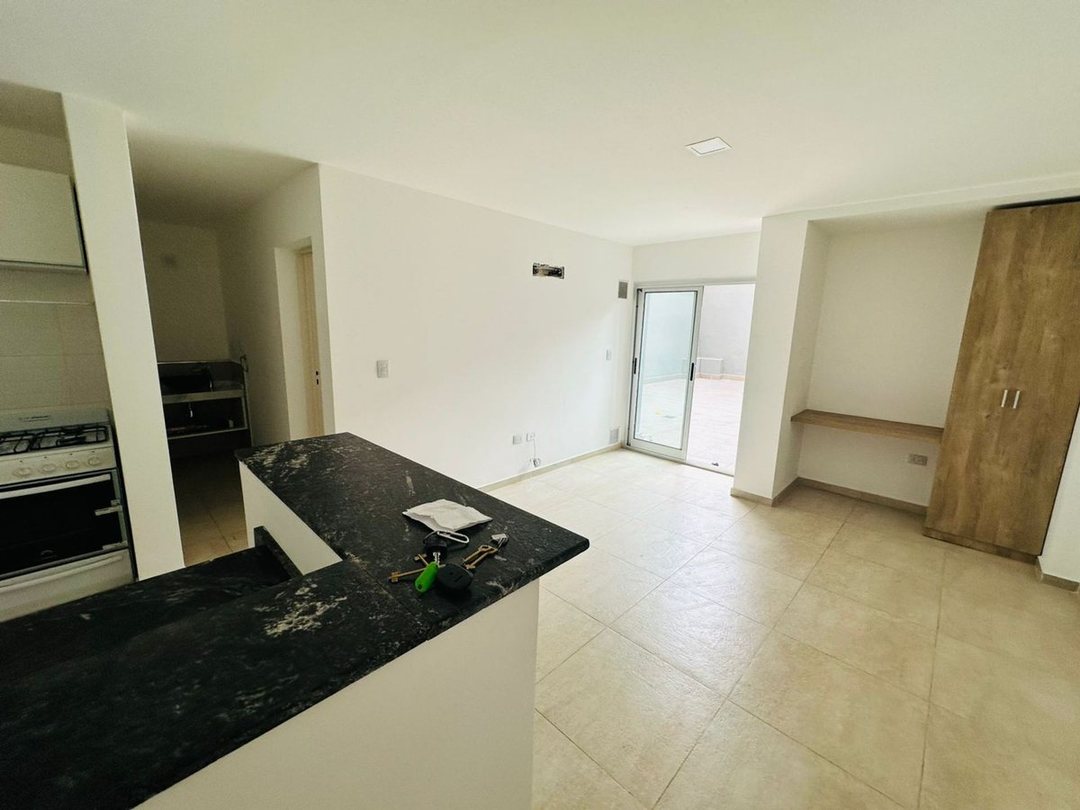 VENTA DEPARTAMENTO ESTRENAR CON PATIO Bº GRAL PAZ
