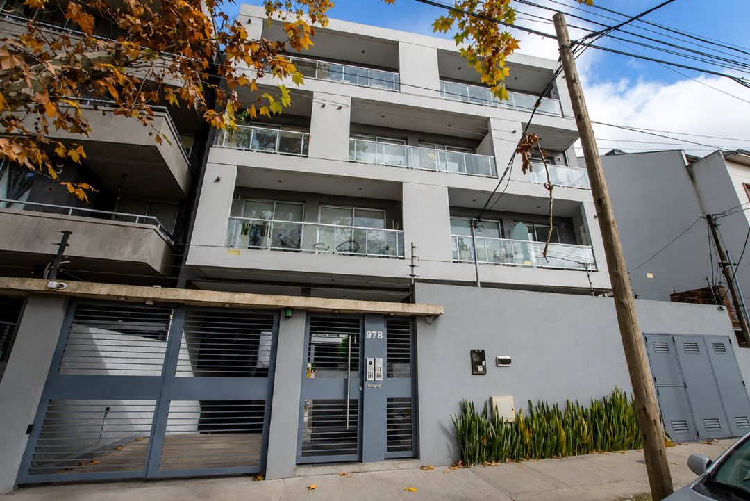 DEPARTAMENTO VENTA ADROGUE 5 AMB EN DOS PLANTAS