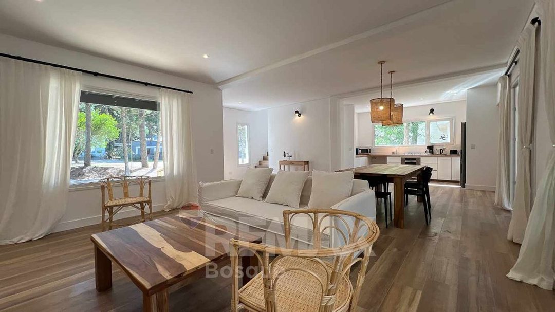 Casa 5 ambientes a estrenar - Costa Esmeralda