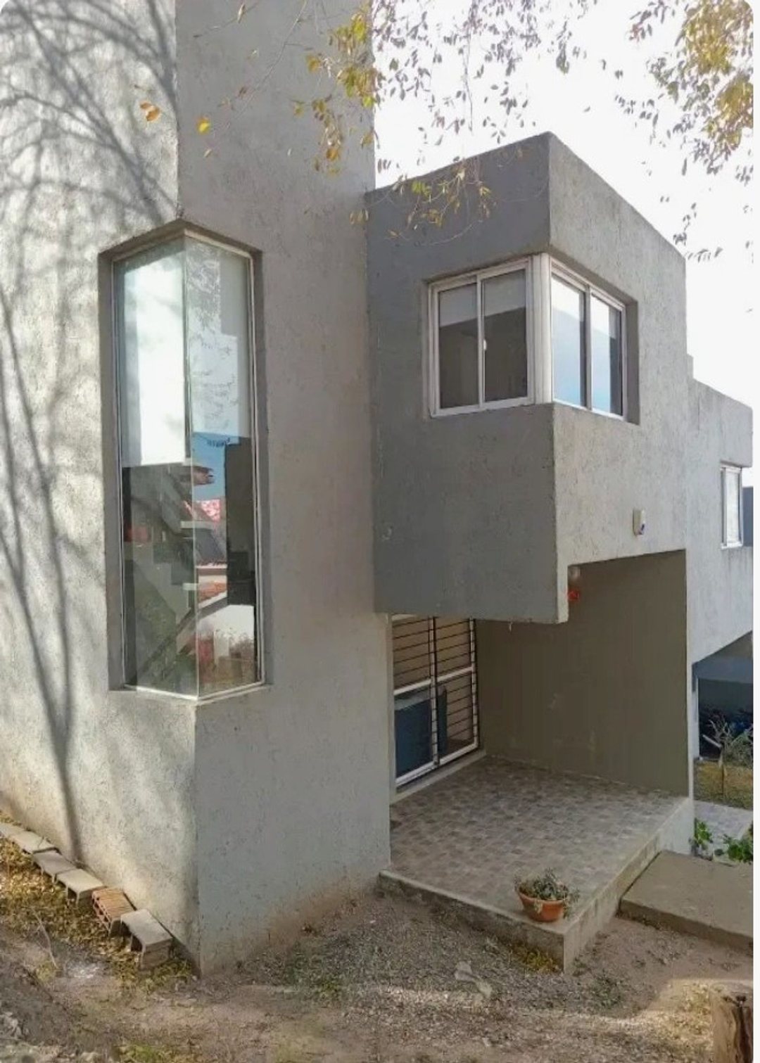 VENTA DEPARTAMENTO DUPLEX 2 DORM.  CARLOS PAZ CBA
