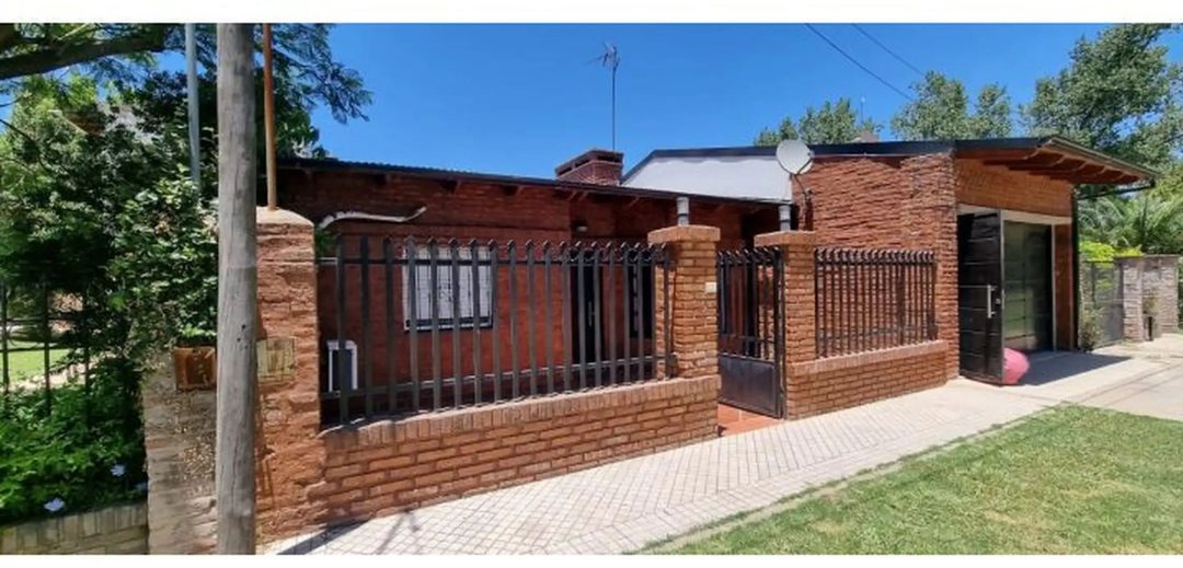 VENTA CASA 2 DORMI ROLDÁN