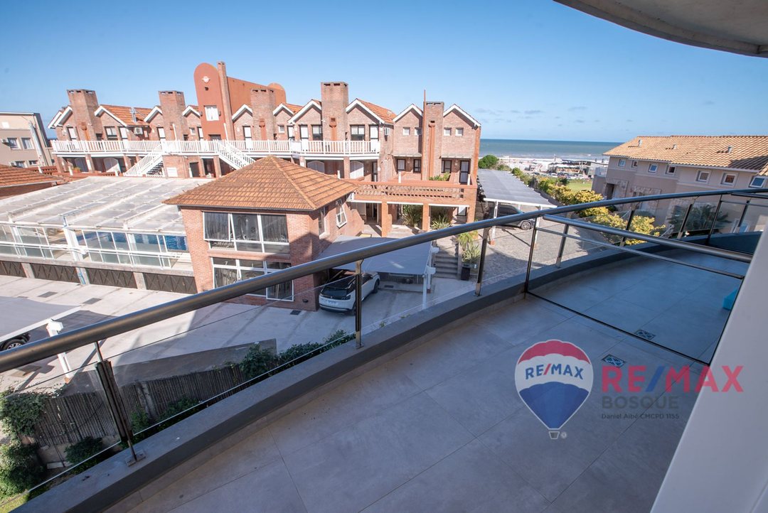 VENTA DEPARTAMENTO  CARILO a 50 mts DEL MAR
