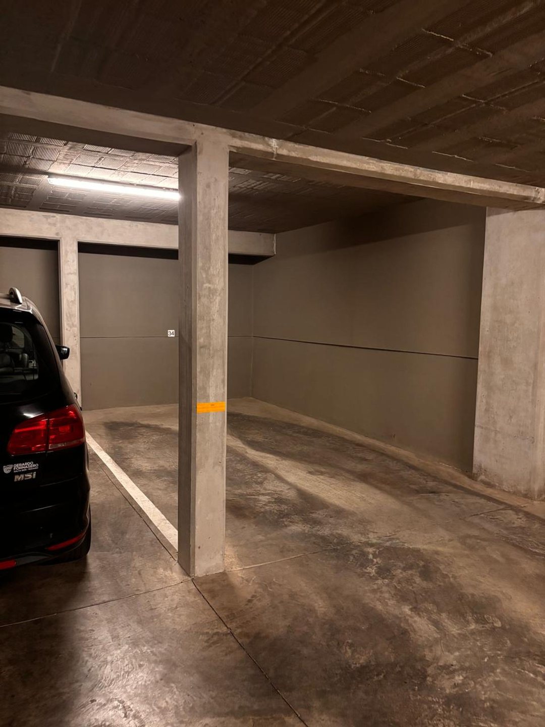VENTA COCHERA MAIPÚ AL 2000