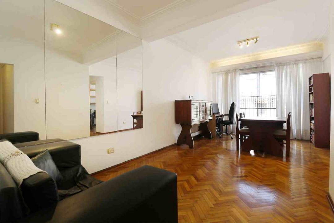 Venta departamento 3 Amb balcón frente Caballito