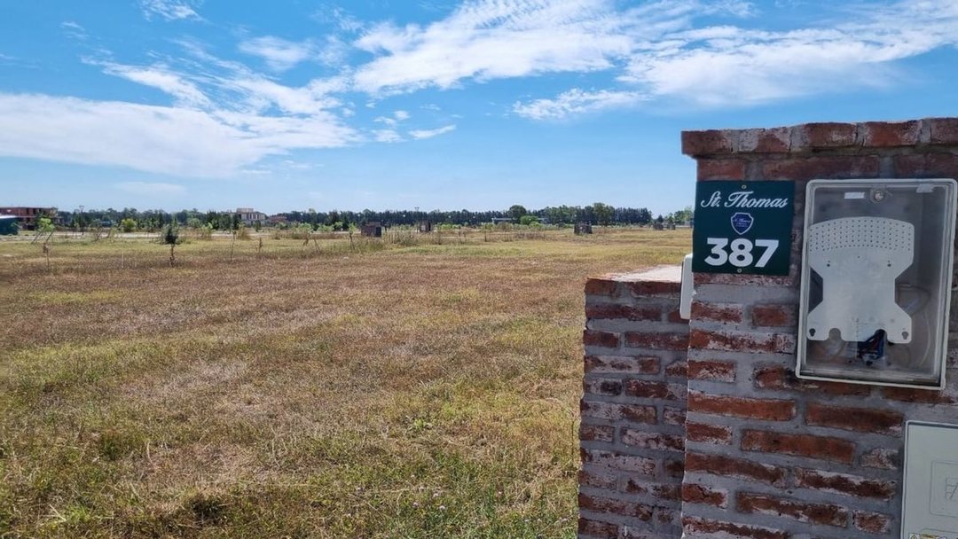 LOTE EN VENTA EN SAINT THOMAS CHICO CANNING