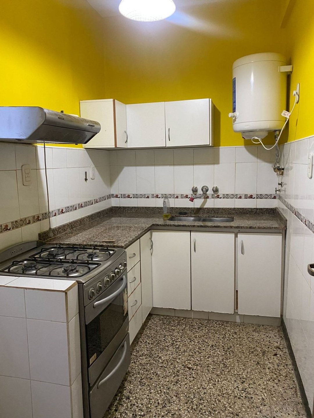 VENTA DEPARTAMENTO 2 AMBIENTES CON PATIO NUÑEZ