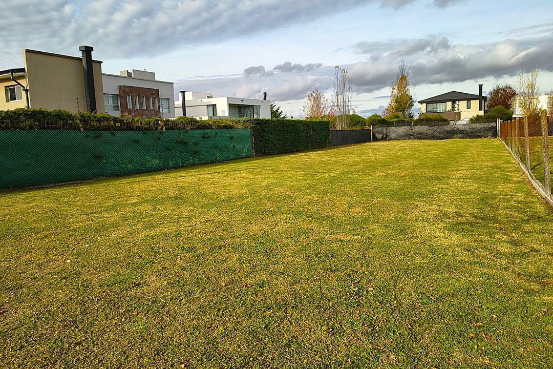 LOTE A LA VENTA EN LA PLATA. JOAQUIN GORINA