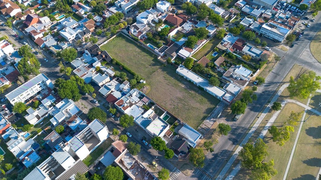 LOTE EN VENTA LA PLATA