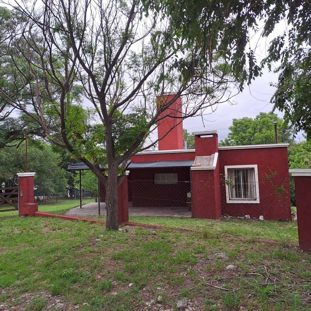 ALQUILER ANUAL CASA 2 DORM VILLA CARLOS PAZ