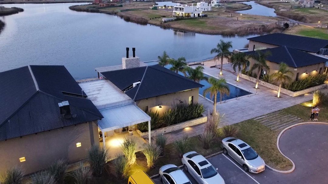LOTE INT EN VENTA EL NAUDIR 783 m2 FULL AMENITIES