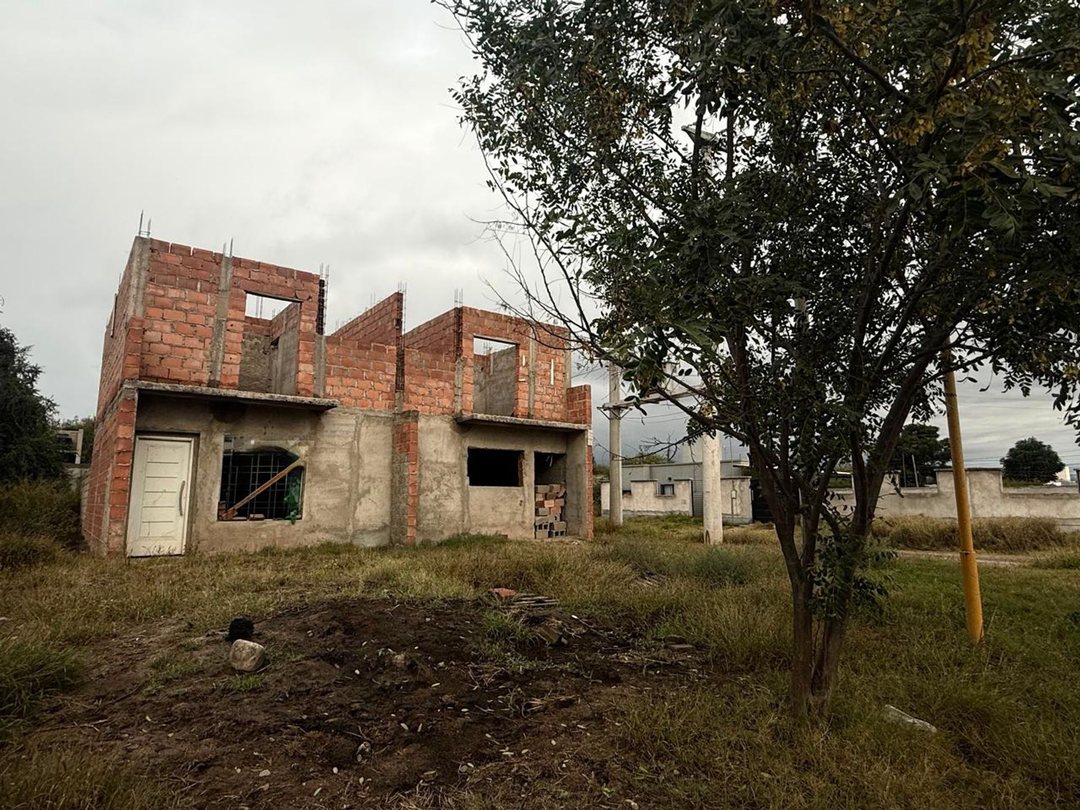 Dos Dúplex en construcción con gran potencial