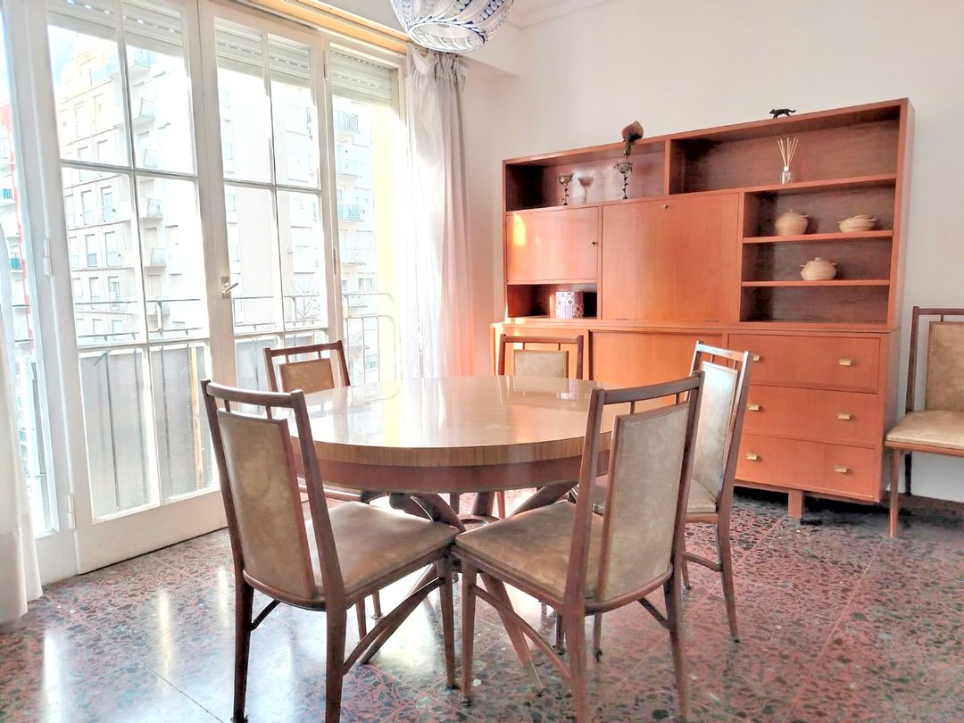 Venta departamento 3 ambientes frente zona Colón
