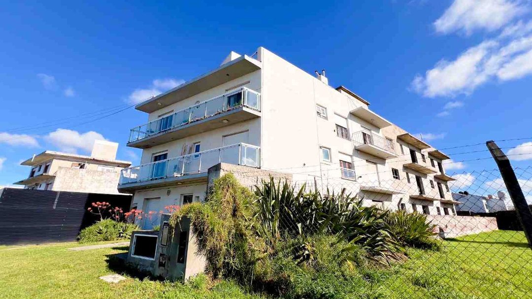 VENTA EDIFICIO EN BLOCK FRENTE AL MAR – ZONA NORTE