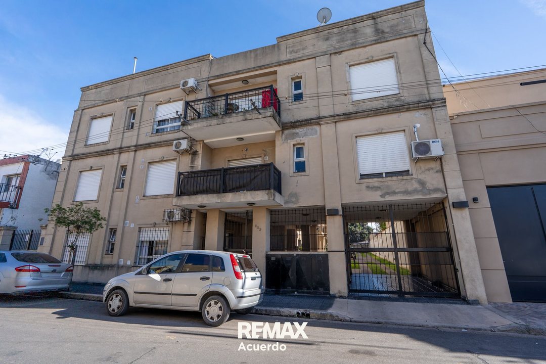 VENTA DPTO 2 DOR–CENTRICO SAN NICOLAS DOBLE BALCON